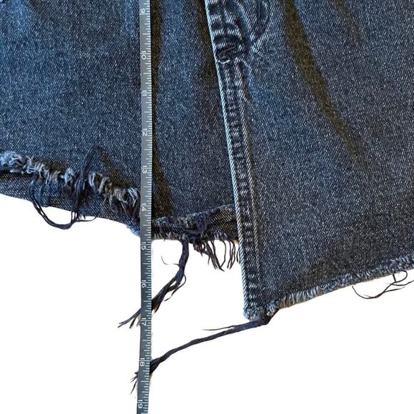 Gianni Bini Asymmetrical Frayed Hem Denim Mini Skirt Size 27 NWOT 720G - Picture 3 of 7